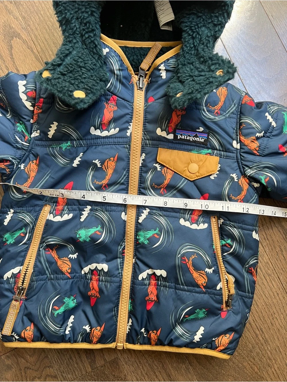 Patagonia Navy Surf Print Reversible Tribbles Jacket with hood size 2T